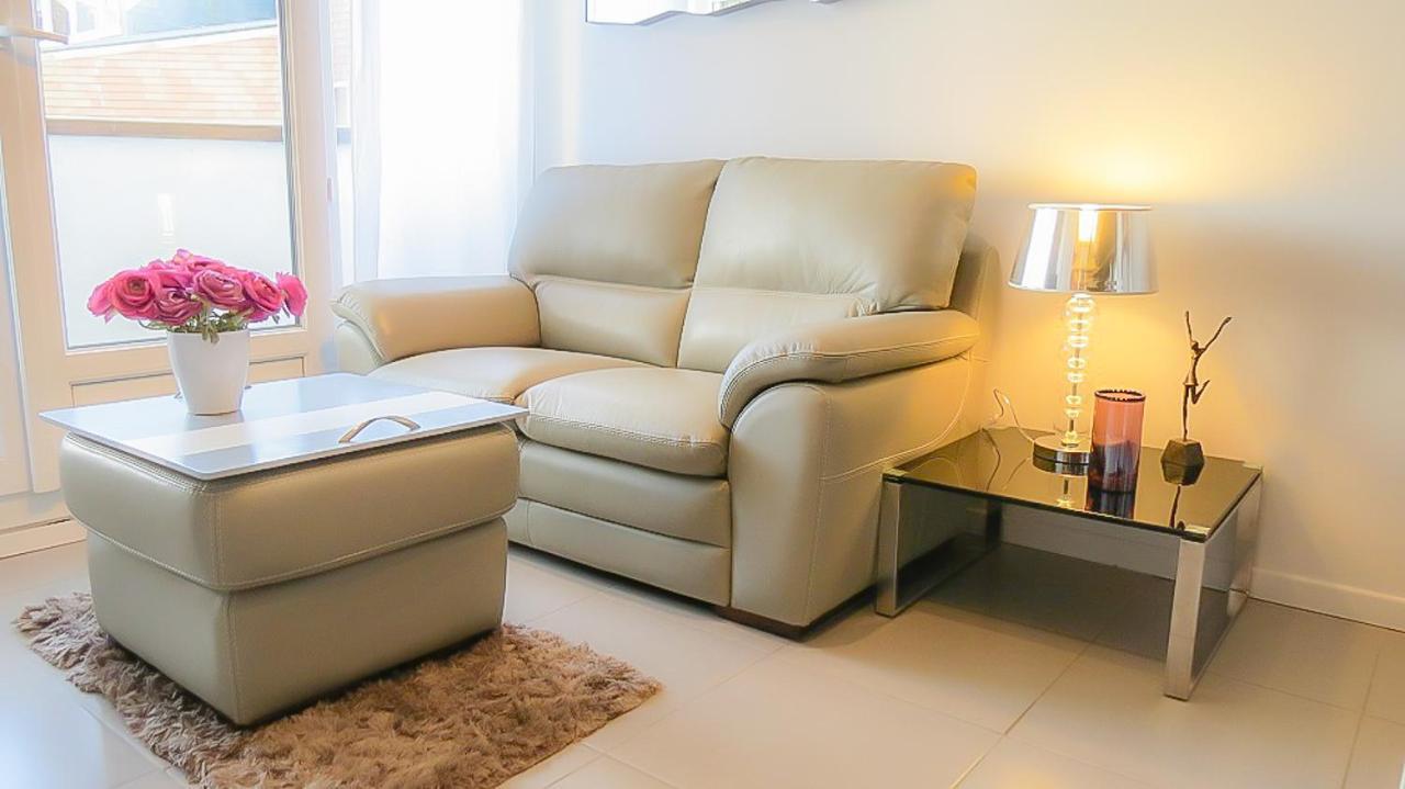 Cabourg, Cosy Appartement Avec Balcon + Parking Prive Bagian luar foto
