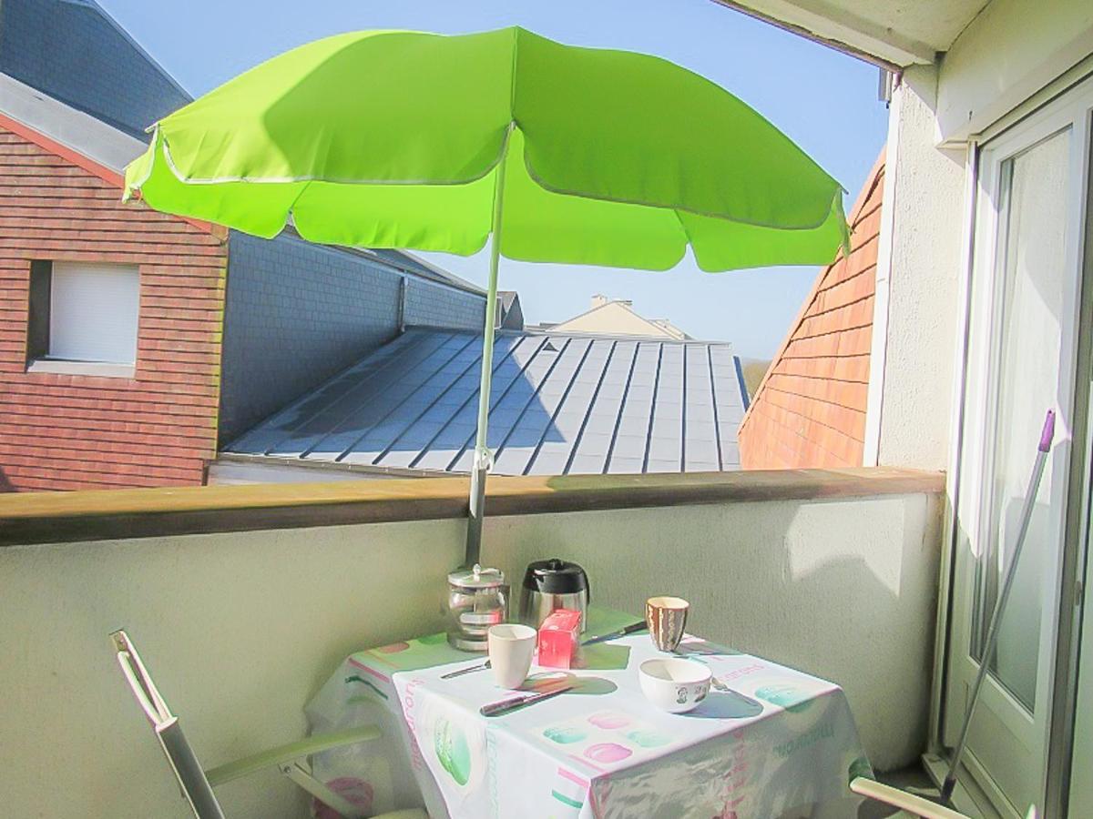 Cabourg, Cosy Appartement Avec Balcon + Parking Prive Bagian luar foto