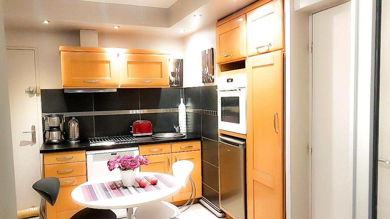 Cabourg, Cosy Appartement Avec Balcon + Parking Prive Bagian luar foto